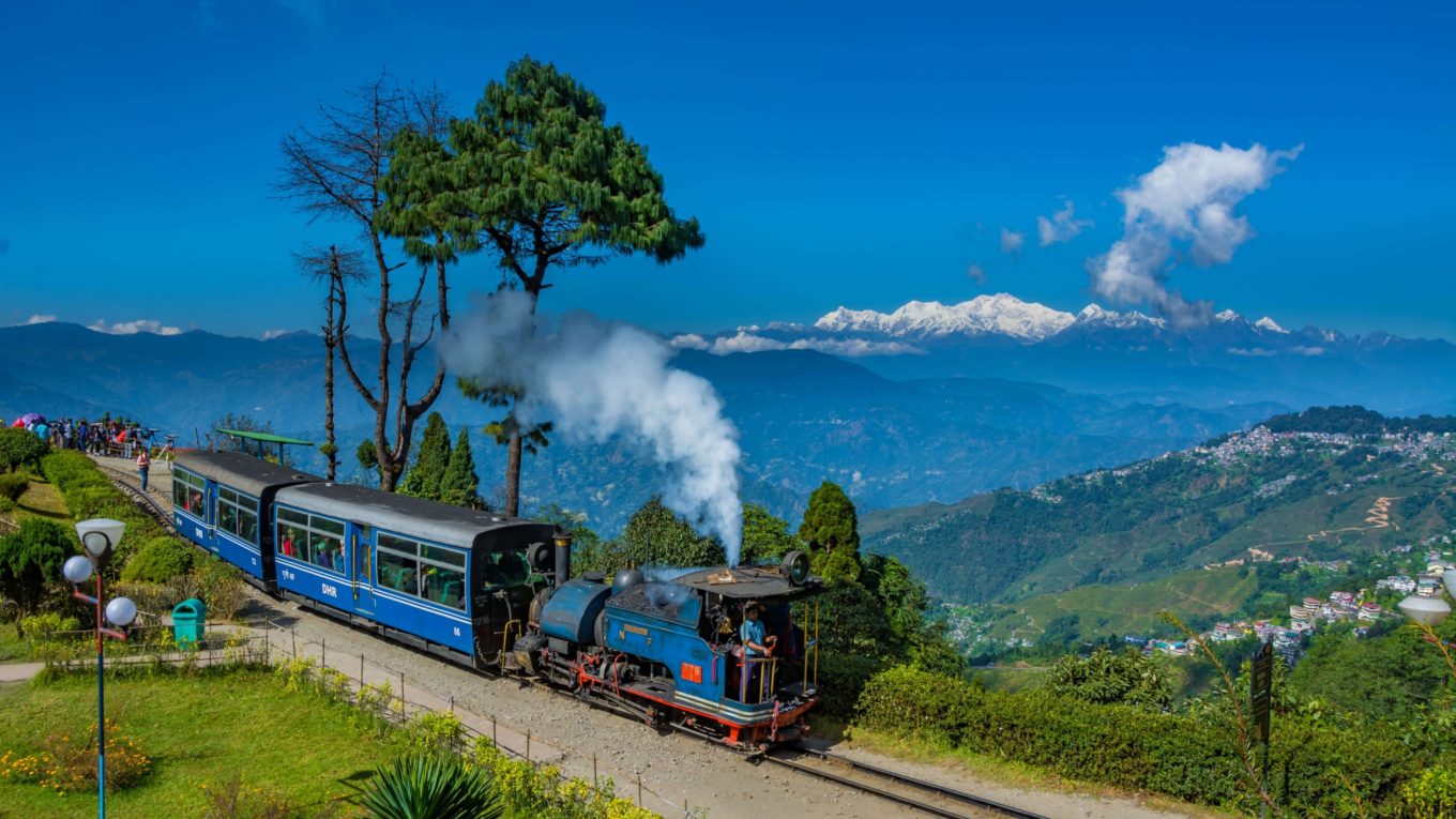 Bike Trip to Darjeeling | Places to visit in Darjeeling In 2021