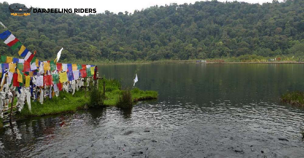 khecheopalri-lake